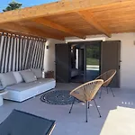 Sunny Villa Klísmata
