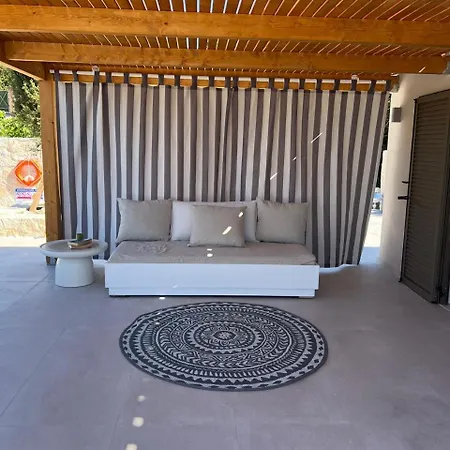 Sunny Villas Klísmata