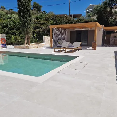 Sunny Villas Klísmata